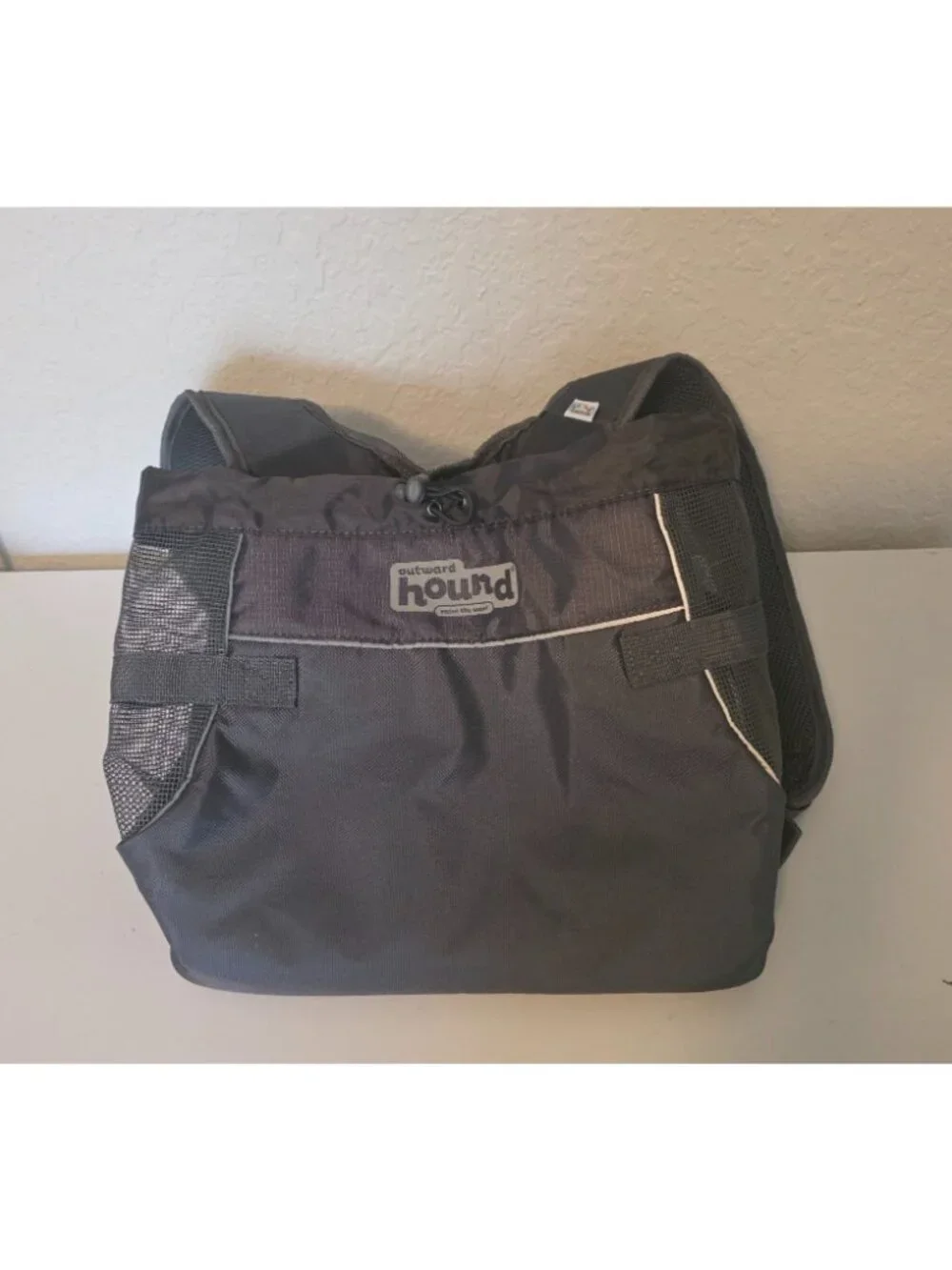 Outward Hound Gray Small Dog Backpack Carrying Case EUC 10 lb Capacity